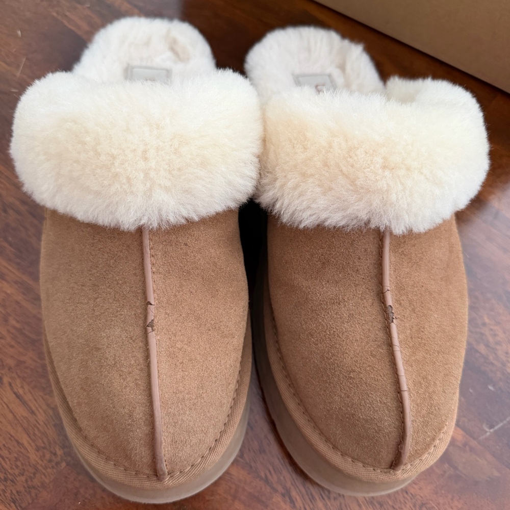 UGG Chestnut Disquette Slippers - Picture 4 of 8